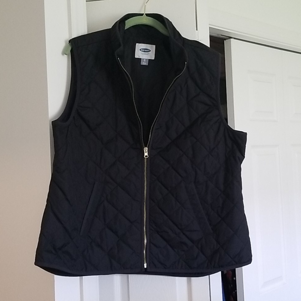Light-weight quilted vest